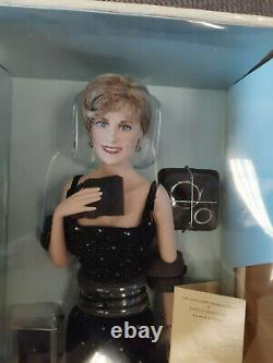 Franklin Mint Princess Diana Doll Sophistication Porcelain 17 In Shipper