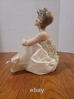 Franklin Mint Princess Diana Porcelain Doll Portrait Of A Princess Sitting