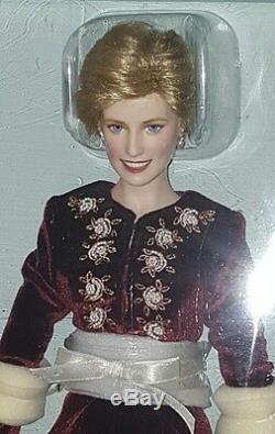 Franklin Mint Princess Diana Porcelain Doll Princess Of Loveliness New with COA