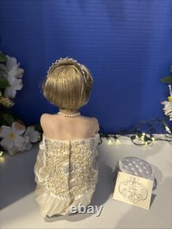 Franklin Mint Princess Diana Porcelain Figurine With Stool