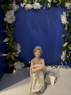 Franklin Mint Princess Diana Porcelain Figurine With Stool