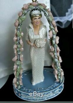 Franklin Mint Princess Grace Kelly Bride Porcelain Doll 16 + Diana Ornament