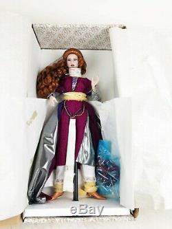Franklin Mint Queen Morgan Le Fay Camelot Series Porcelain Doll Stand New in Box