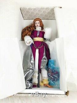 Franklin Mint Queen Morgan Le Fay Camelot Series Porcelain Doll Stand New in Box