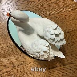 Franklin Mint Royal Swan White Bisque Porcelain Figurine, Wood and Mirror Base