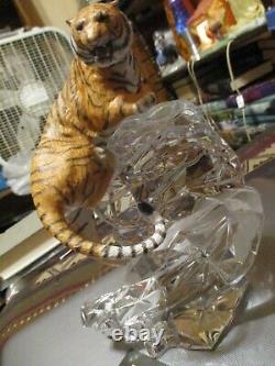 Franklin Mint Siberian Tiger on Crystal Base Austria with COA 9.5x8 inch perfect