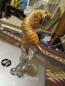 Franklin Mint Siberian Tiger on Crystal Base Austria with COA 9.5x8 inch perfect