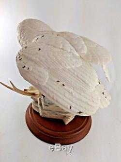 Franklin Mint Snowy Owl George McMonigle 1989 Porcelain 8-3/4 Figure with Base