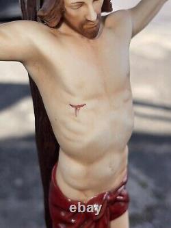 Franklin Mint THE CRUCIFIXION Jesus INRI Porcelain Figurine with Base VINTAGE