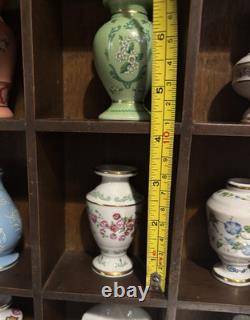 Franklin Mint The Flowers of the Victorian Year Miniature Vase Collection 1982