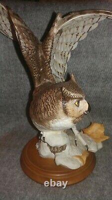 Franklin Mint The Great Horned Owl Hand Painted Porcelain Sculpture 14 Mint