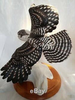 Franklin Mint The Hawk Owl Porcelain 14 Figurine By George McMonigle