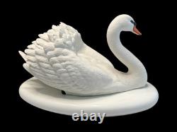 Franklin Mint The Royal Swan by Ronald Van Ruyckevelt c1986 Bisque Porcelain