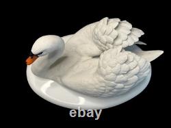 Franklin Mint The Royal Swan by Ronald Van Ruyckevelt c1986 Bisque Porcelain