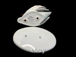 Franklin Mint The Royal Swan by Ronald Van Ruyckevelt c1986 Bisque Porcelain