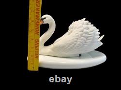 Franklin Mint The Royal Swan by Ronald Van Ruyckevelt c1986 Bisque Porcelain