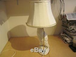 Franklin Mint The Snowy Owl porcelain table lamp with shade by Raymond Watson