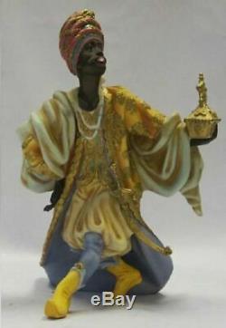 Franklin Mint The Vatican 12 Piece Nativity Porcelain Sculpture Collection