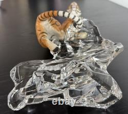 Franklin Mint Tiger Crystal & Porcelain Sculpture