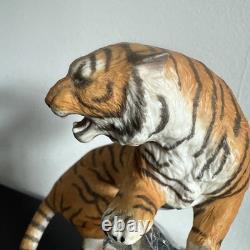 Franklin Mint Tiger Crystal & Porcelain Sculpture