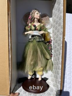 Franklin Mint Titania Fairy Queen A Midsummer Nights Dream Porcelain Doll Withbox