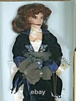 Franklin Mint Titanic Rose 18 Porcelain Doll Blue Velvet Dress Flying Scene