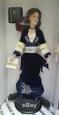 Franklin Mint Titanic Rose Flying Scene Blue Velvet Dress 18 Porcelain Doll Nib