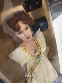 Franklin Mint Titanic Rose Yellow & Cream Ensemble Vinyl Portrait Doll NIB