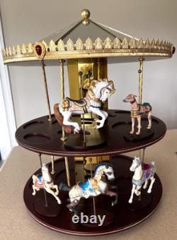 Franklin Mint Treasury Of Carousel Art 2 Tier Display Stand Pre-owned GORGEOUS