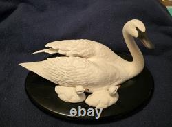 Franklin Mint Under Her Wing Swans by Ronald Van Ruyschwett w / Base