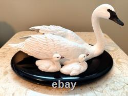 Franklin Mint Under Her Wing Trumpeter Swan Family 1989 Bisque Sculpture COA