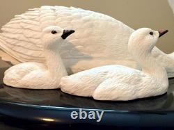 Franklin Mint Under Her Wing Trumpeter Swan Family 1989 Bisque Sculpture COA