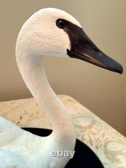 Franklin Mint Under Her Wing Trumpeter Swan Family 1989 Bisque Sculpture COA