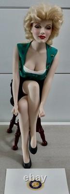 Franklin Mint Unforgettable Marilyn Monroe Porcelain Doll Stool COA in excellent