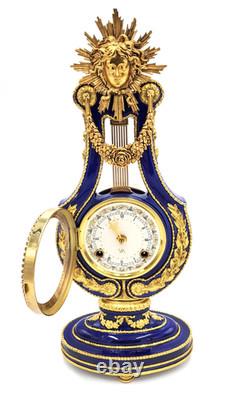 Franklin Mint Victoria & Albert Museum Marie Antoinette Lyre Clock withkey