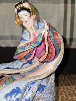 Franklin Mint Vintage Porcelain The Snow Princess Figurine