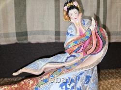 Franklin Mint Vintage Porcelain The Snow Princess Figurine