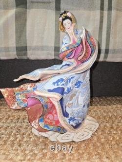 Franklin Mint Vintage Porcelain The Snow Princess Figurine