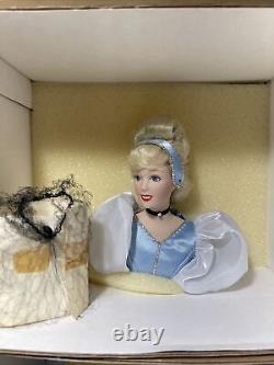 Franklin Mint Walt Disney Cinderella 15 Inch Porcelain Doll In Original Box