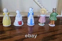 Franklin Mint Woodhouse Mouse Family Figurines, Lot of 22, With Display 1985