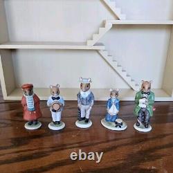 Franklin Mint Woodhouse Mouse Family Figurines, Lot of 22, With Display 1985
