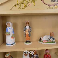 Franklin Mint Woodhouse Mouse Family Figurines Lot of 22 with Display House 1985