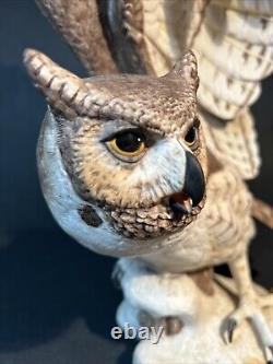 Franklin Mint/porcelain The Great Horned Owl George Mcmonigle Sculpture