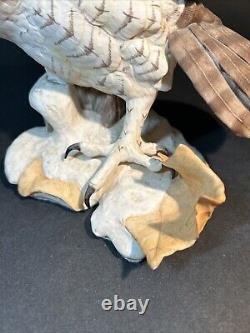 Franklin Mint/porcelain The Great Horned Owl George Mcmonigle Sculpture