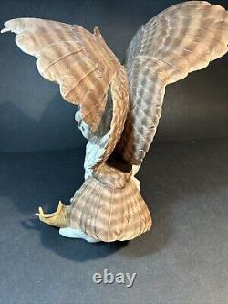 Franklin Mint/porcelain The Great Horned Owl George Mcmonigle Sculpture