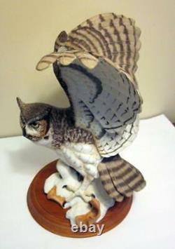 Franklin Mint/porcelain The Great Horned Owl George Mcmonigle Sculpture