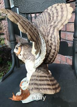 Franklin Mint/porcelain The Great Horned Owl George Mcmonigle Sculpture 1988