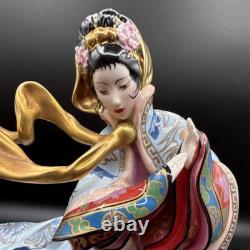 Franklin Mint porcelain figurine of Snow Princess, glossy, hand painted