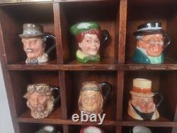 Franklin Porcelain 25 Miniature Toby Jugs Mugs Set w Display Case Peter Jackson