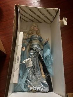 Franklin mint Lady Of The Lake Camelot With Excalibur Sword